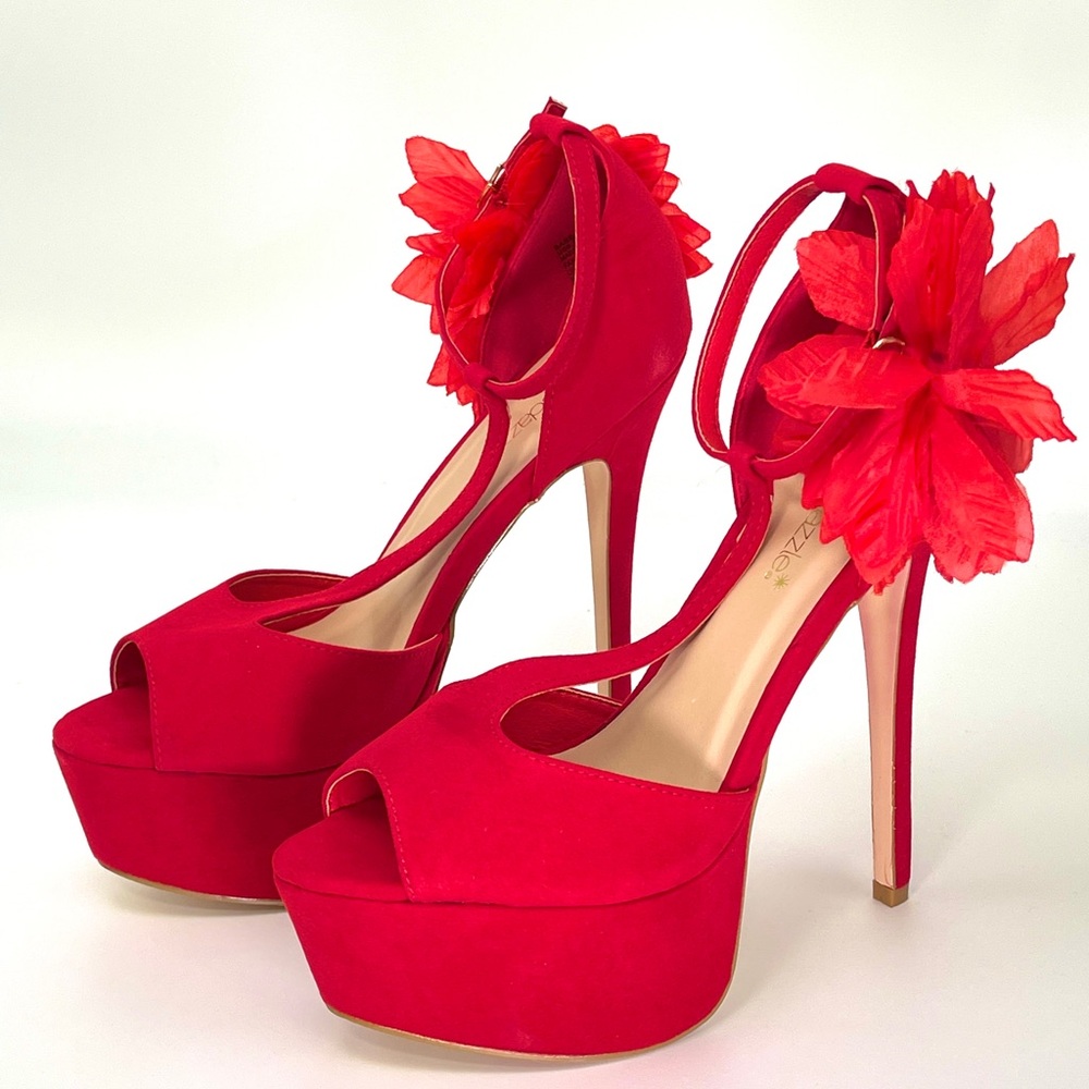 Shoe Dazzle Red Platform Heels with Floral Detail